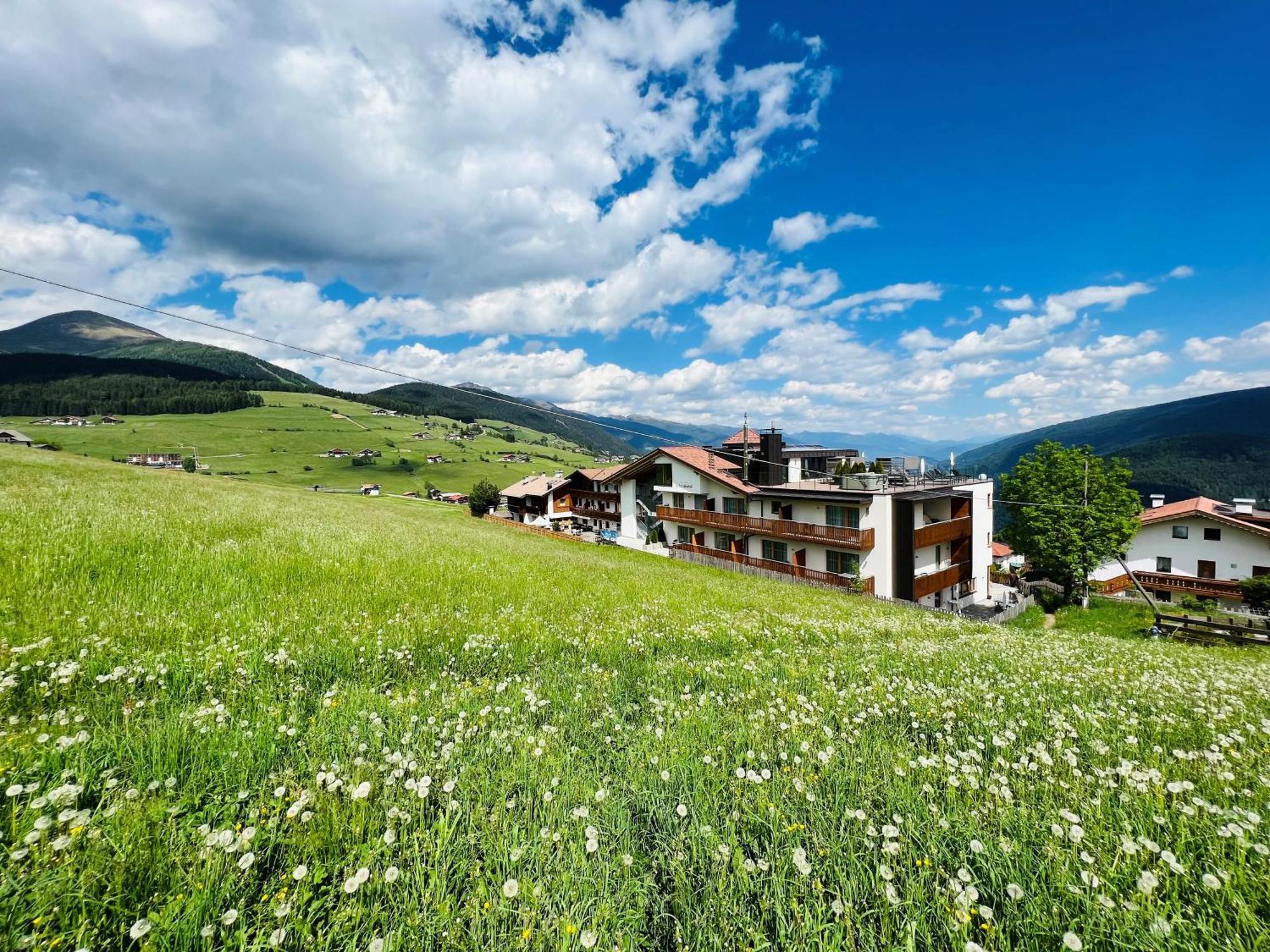 Hotel Kristall Маранца Екстериор снимка