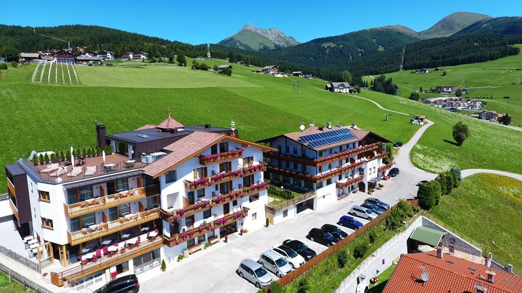 Hotel Kristall Маранца Екстериор снимка