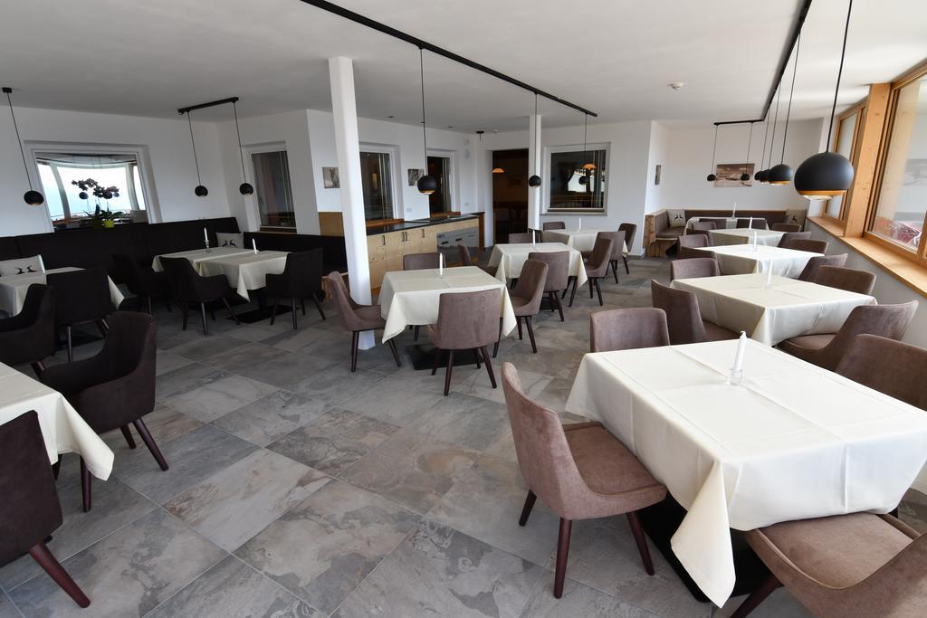 Hotel Kristall Маранца Екстериор снимка